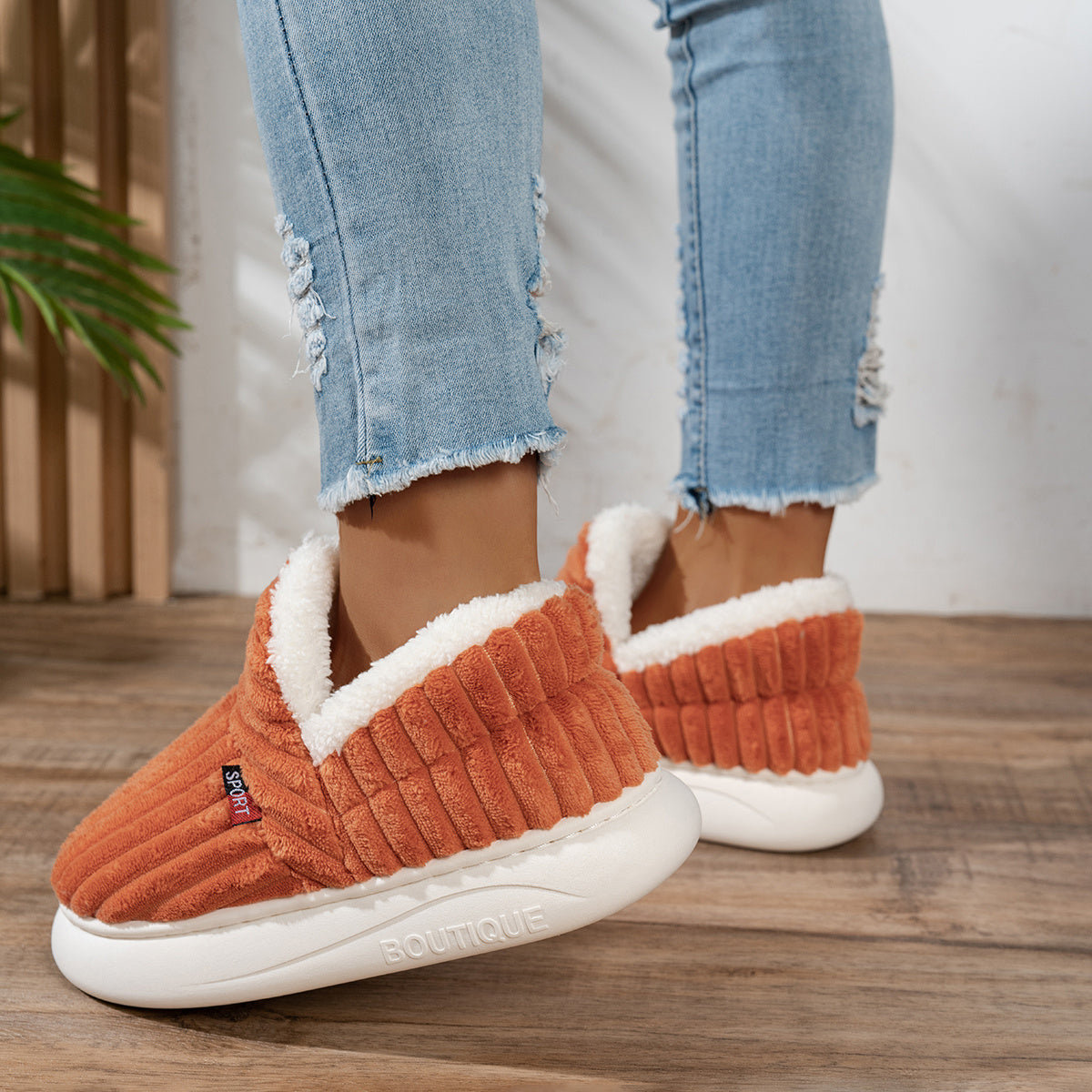 Molly | Plush Indoor–Outdoor Slippers