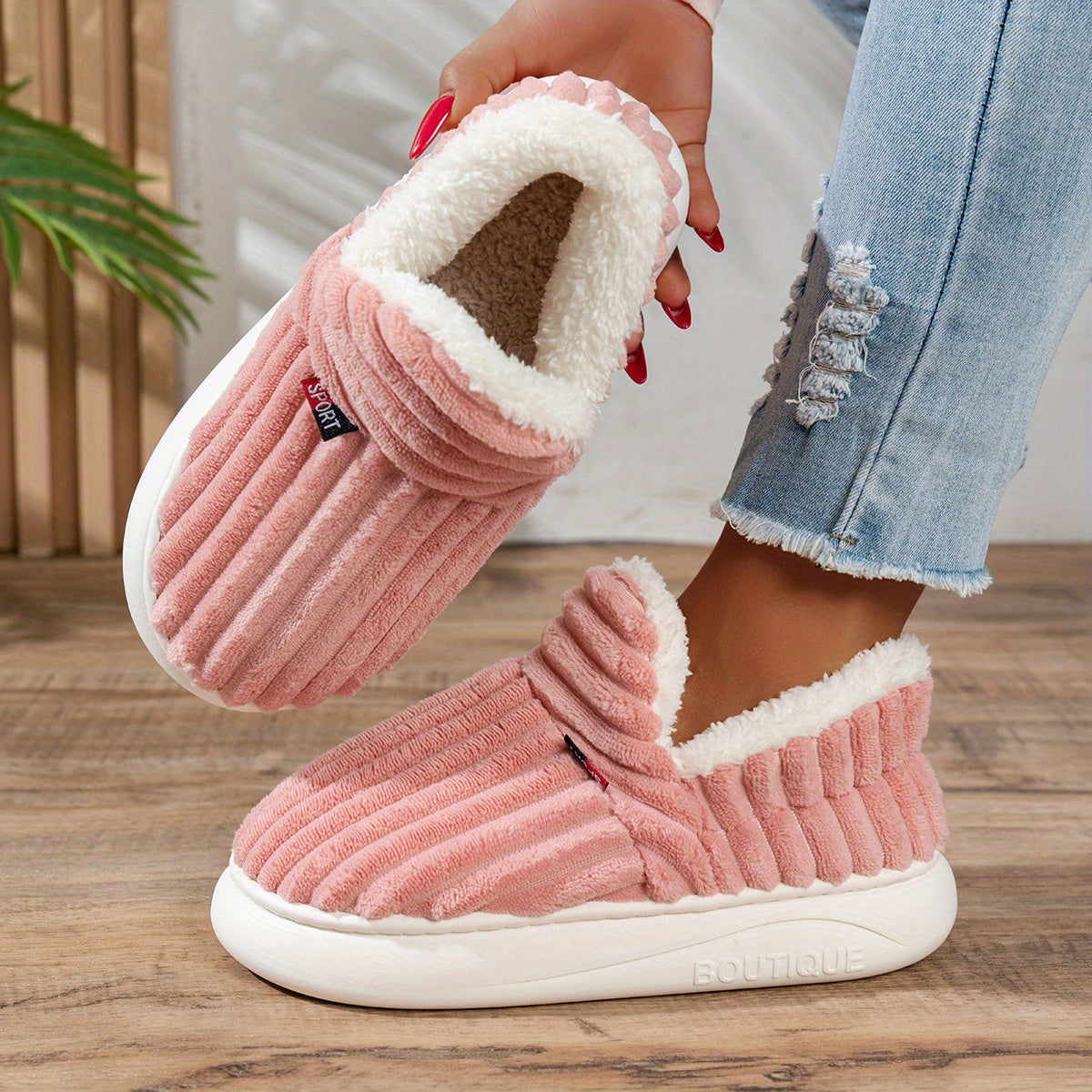 Molly | Plush Indoor–Outdoor Slippers