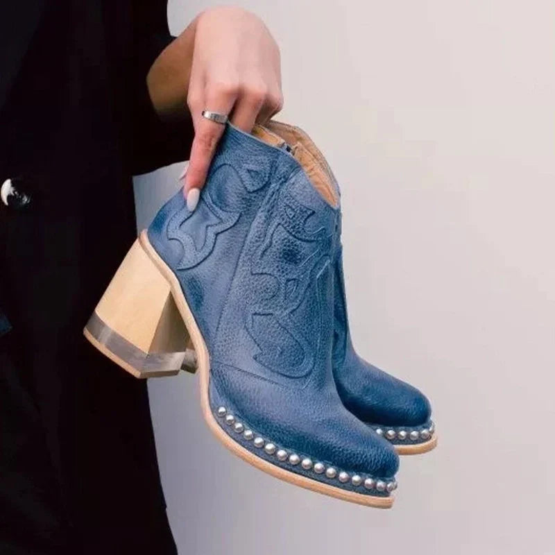 Sue™ | Norwich Embroidered Leather Boots