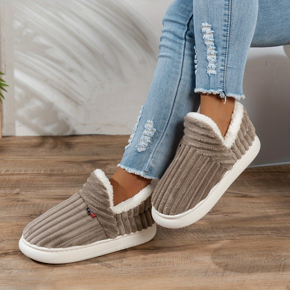 Molly | Plush Indoor–Outdoor Slippers
